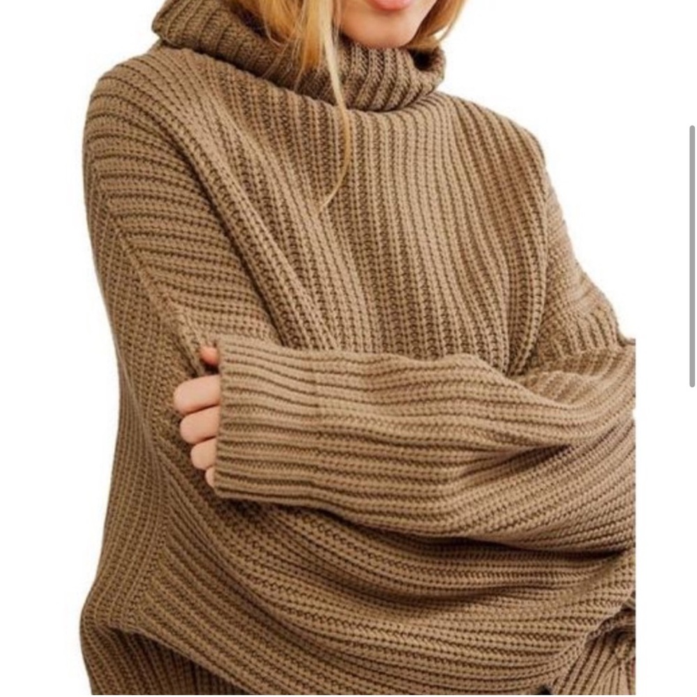 Free people olive stone Swim Too Deep slight cowl turtleneck sweater size small